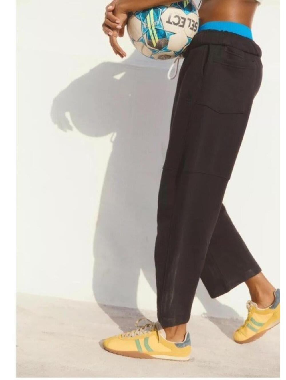 $78 Free People Movement Top Score Barrel Pants Womens Mulberry Cotton XS NWT - Picture 3 of 12